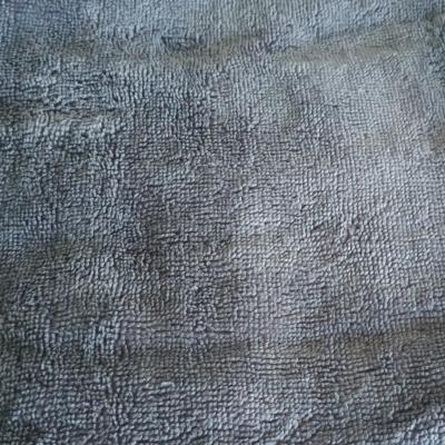 Gris